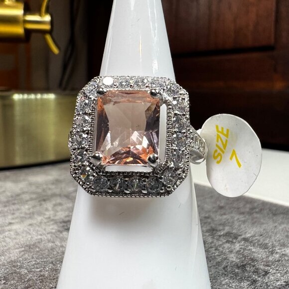 Ring Bomb Party Ring, size 7, light peach stone silver color band, CZ looking - Picture 2 of 5